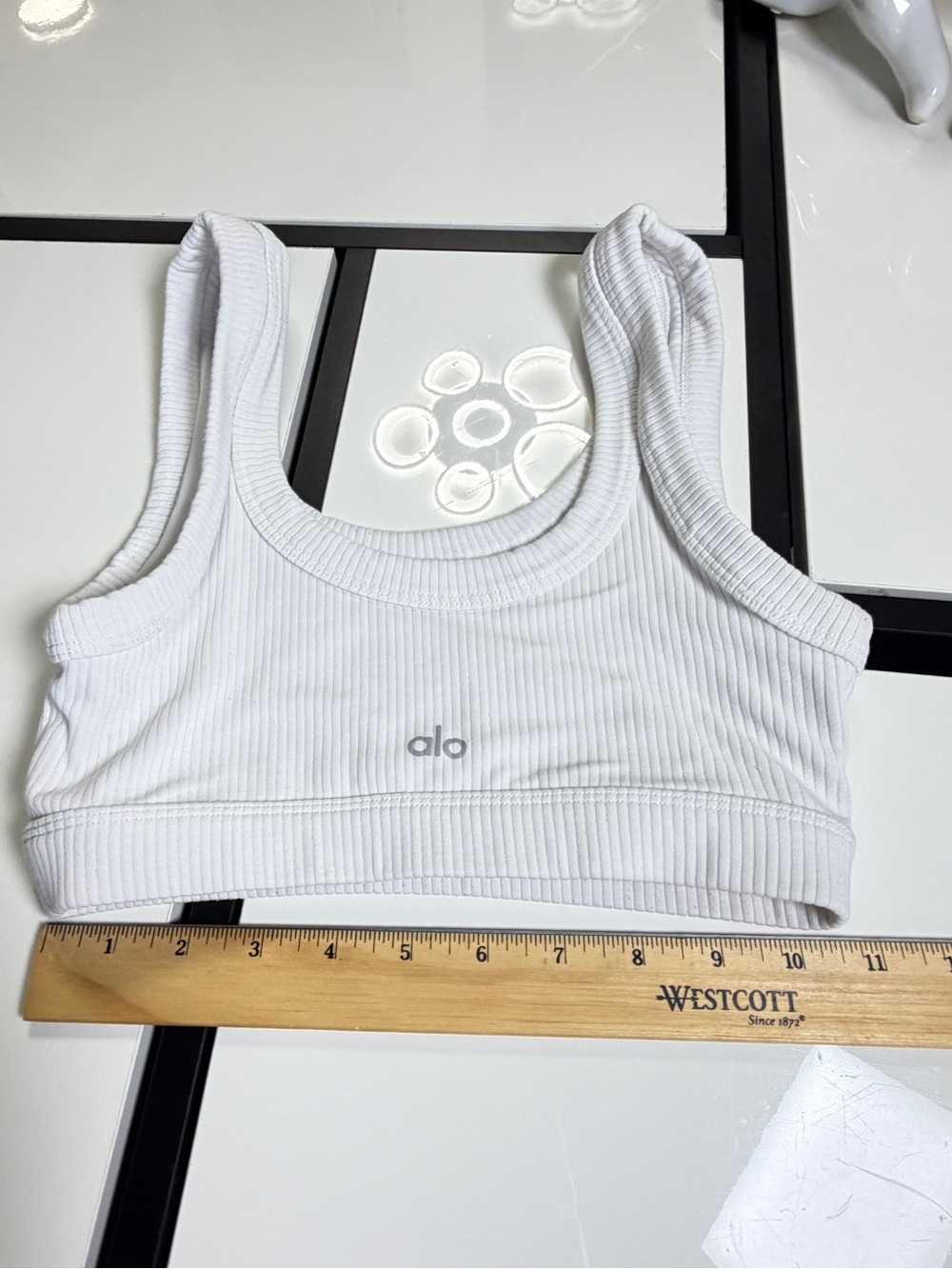 🤍 Alo Yoga Ribbed Wellness Bra - White | Size XS - Picture 7 of 10